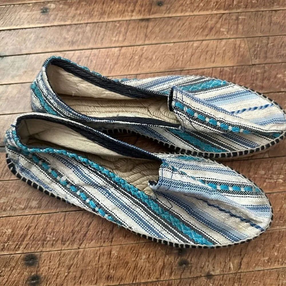 Manebi Anthro blue striped raffia size 8 artsy slip on flats